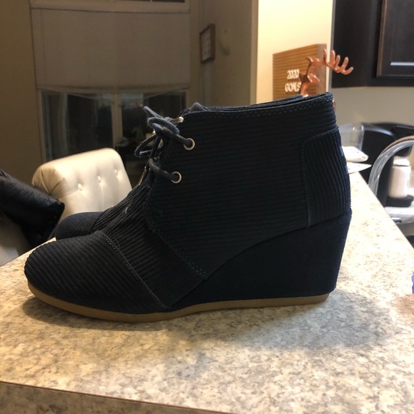 Toms wedges 🖤 - Picture 2 of 5